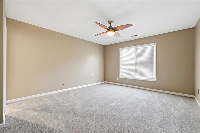 Building Photo - 5020 Greatwood Ln