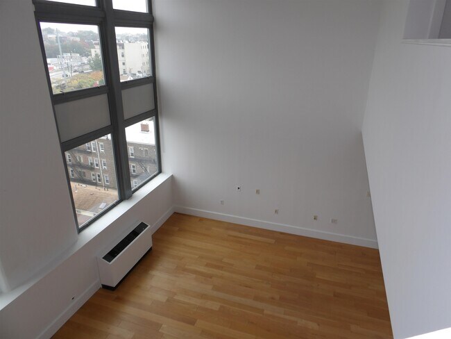 Building Photo - 50 Dey St