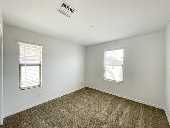 Building Photo - 4239 S 58th Ln