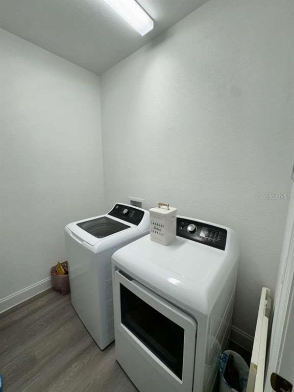 Building Photo - 407 Ranier Ave