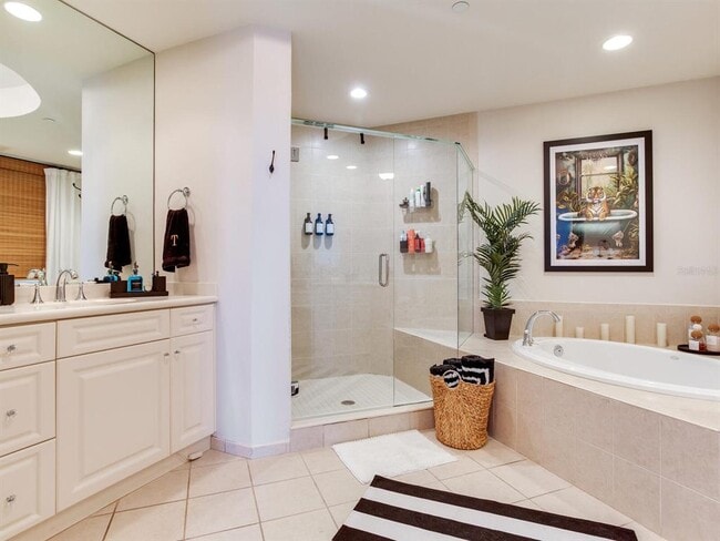 Building Photo - 4201 Bayshore Blvd