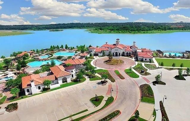 Building Photo - 1402 French Violet Wy