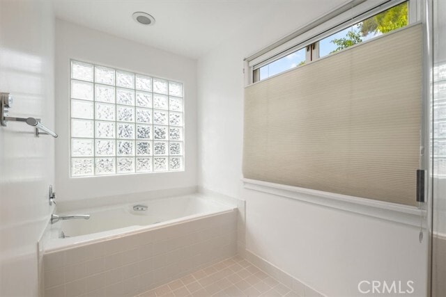 Building Photo - 14052 Davana Terrace