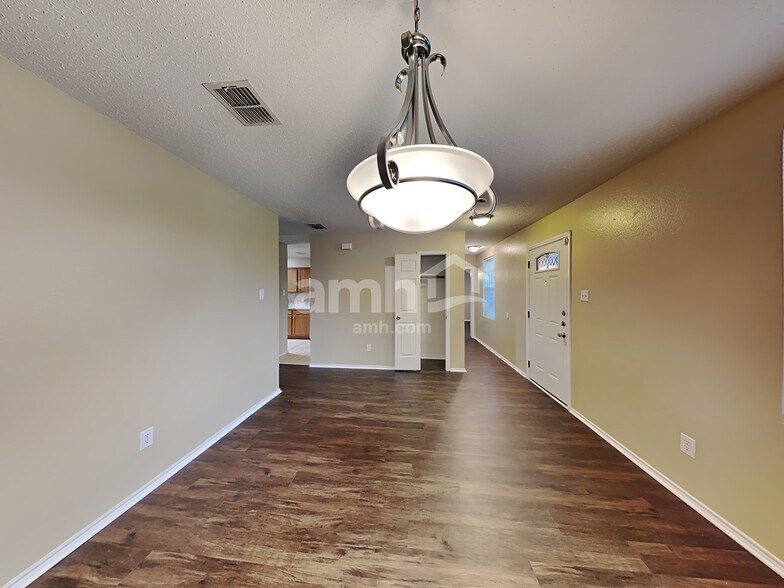 Building Photo - 3124 Prairie Aster Dr