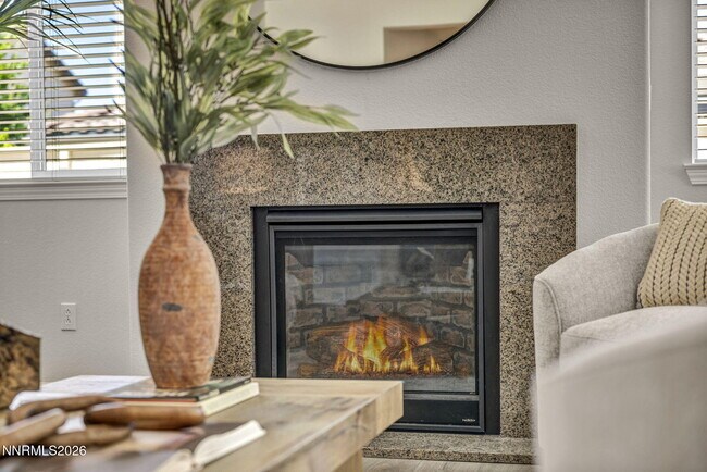 Building Photo - 10740 Cedar Rock Dr