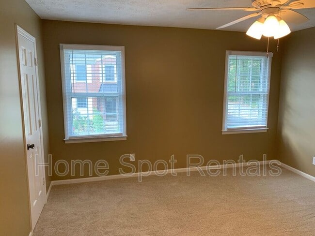 Building Photo - 2932 Lavista Way