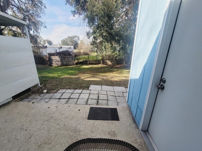 Building Photo - 3986 Breezee Ct