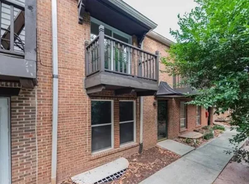 Building Photo - 7311 Cardigan Cir