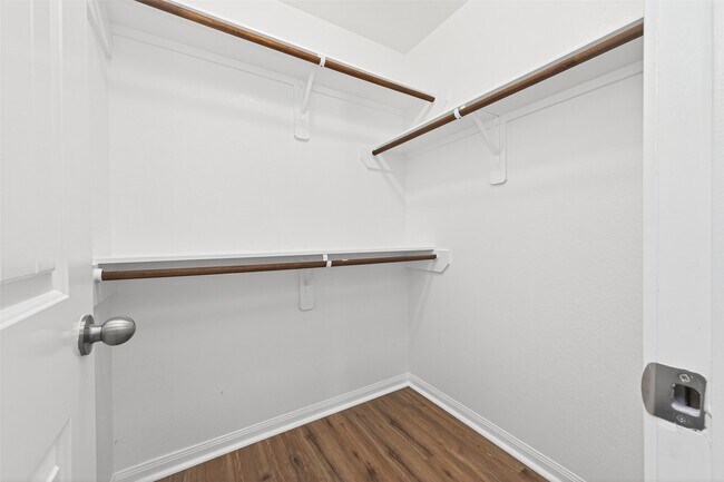 Building Photo - 3548 Cannon Dr