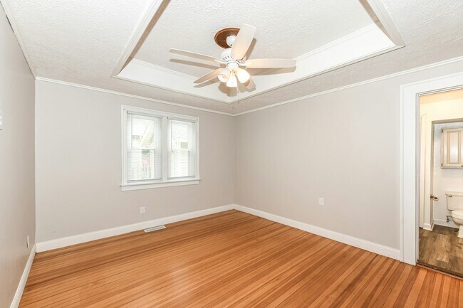 Building Photo - 5119 Norway Dr