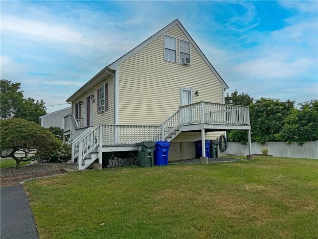 Building Photo - 2 Beatrice Ln