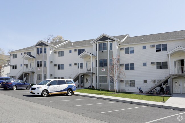 Building Photo - 40 Mezritch Rd