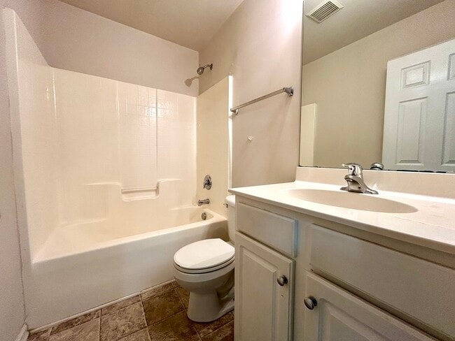 Building Photo - 3029 Azalea Hills Dr
