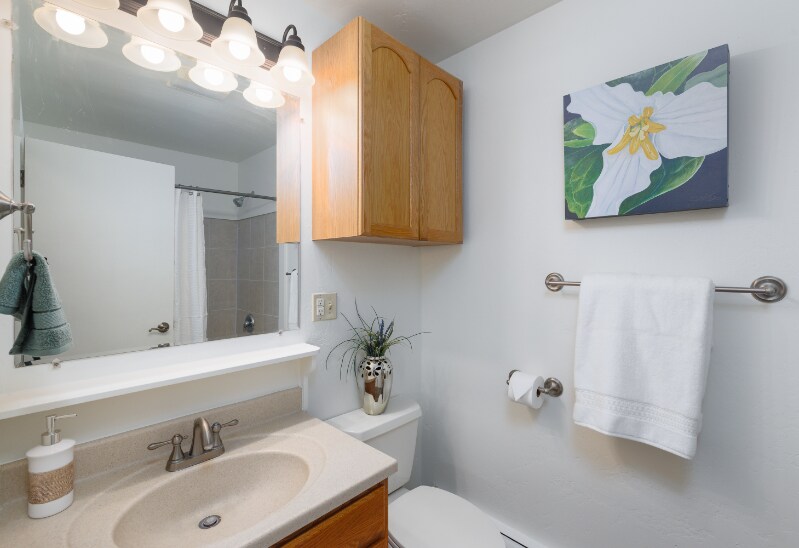 Building Photo - 1608 Alder Ct