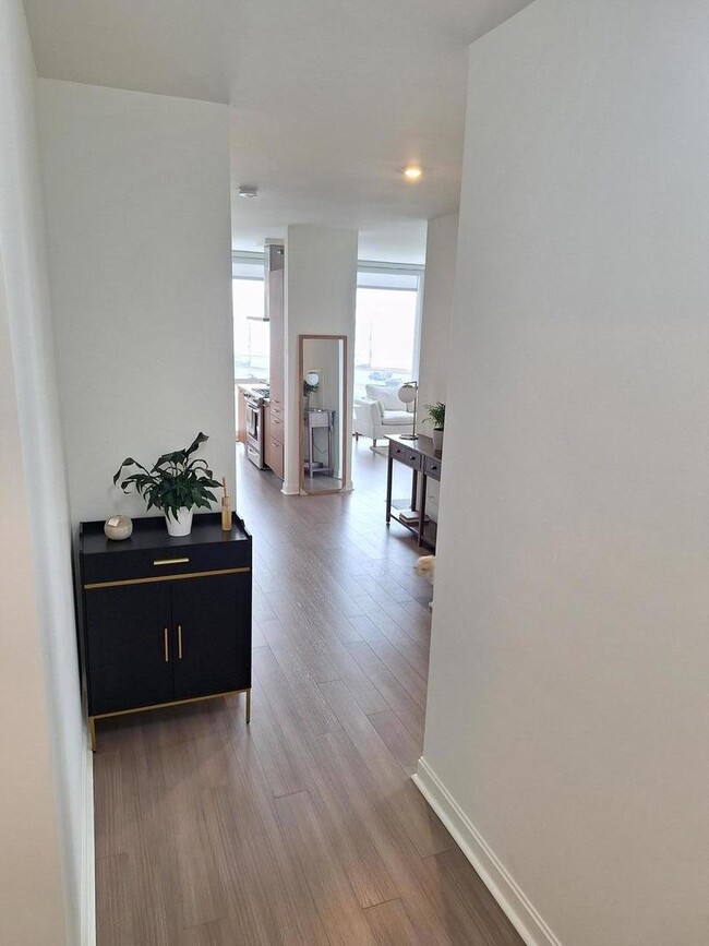 Building Photo - 500 N Lake Shore Dr