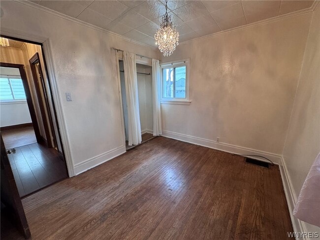 Building Photo - 102 Francis Ave