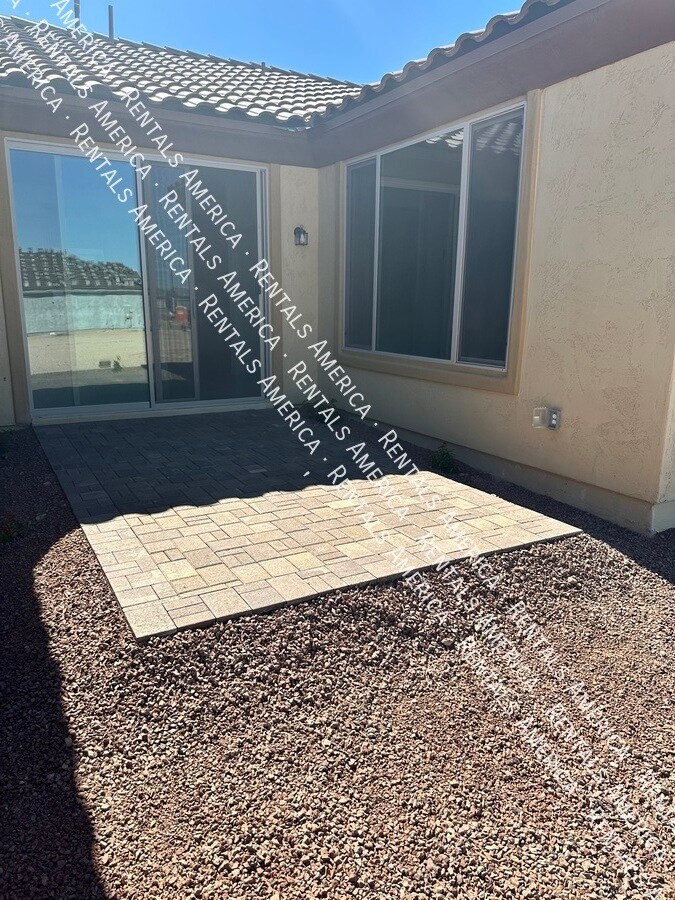 Building Photo - 18675 N 268th Ave