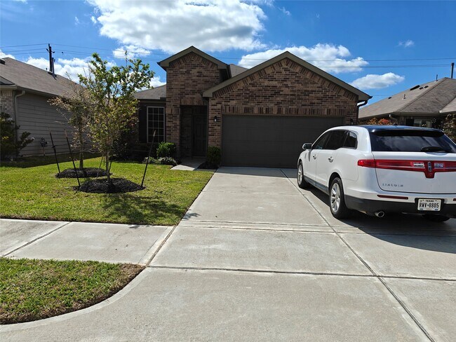 Building Photo - 1731 Gray Hawk Dr