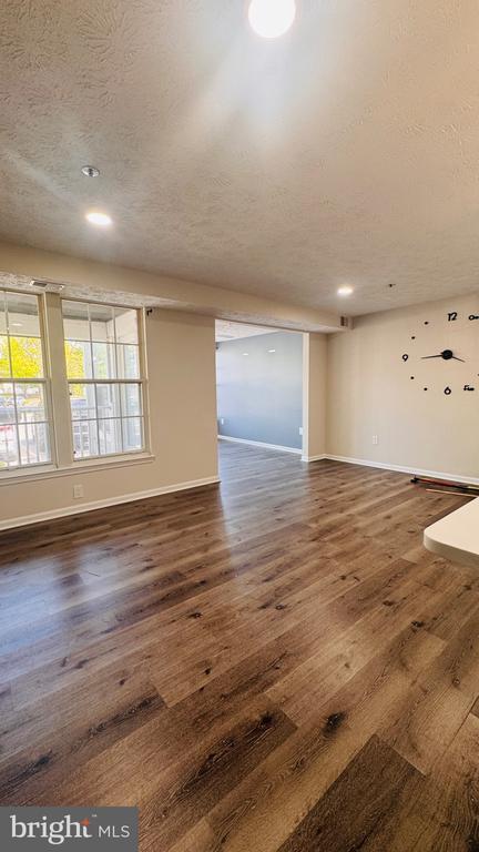 Building Photo - 601 Himes Ave
