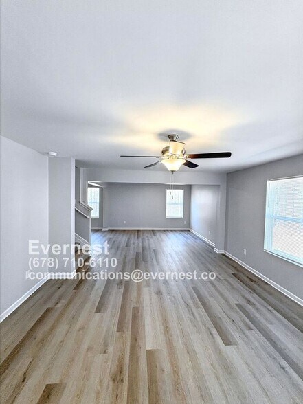 Building Photo - 75 Heyman Dr