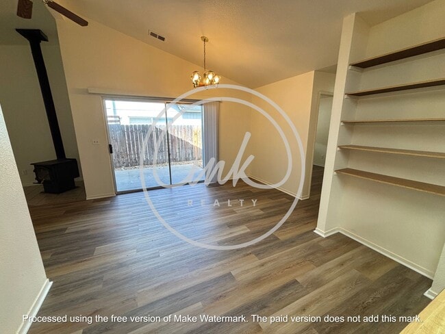 Building Photo - AL1294-1294 Alicia Cir Unit 1 &amp; 2