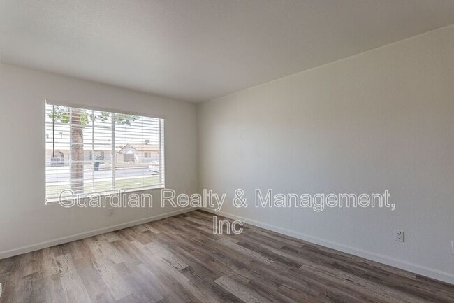 Building Photo - 2335 W Desiree Ln