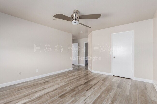 Building Photo - 15820 W Monroe St