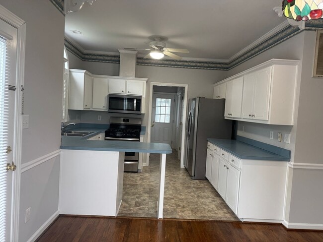 Building Photo - Beautiful home near downtown New Bern