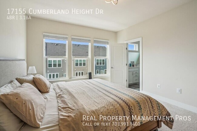 Building Photo - 17155 Cumberland Height Dr