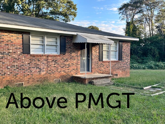 Primary Photo - 2 Bedroom Duplex Ask us about our Move-in special!!