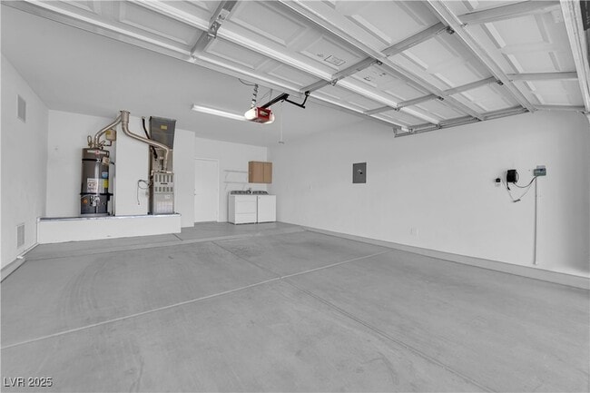 Building Photo - 2323 Barbers Point Pl