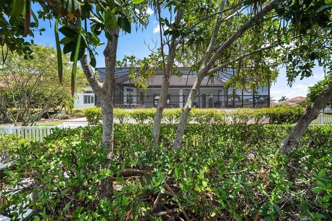 Building Photo - 949 Allegro Ln