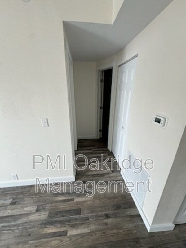 Building Photo - 167 Bevonne Ct