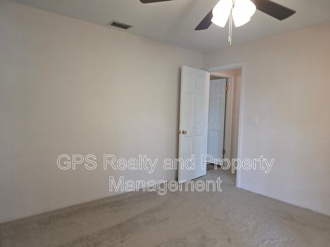 Building Photo - 640 Mariner Way
