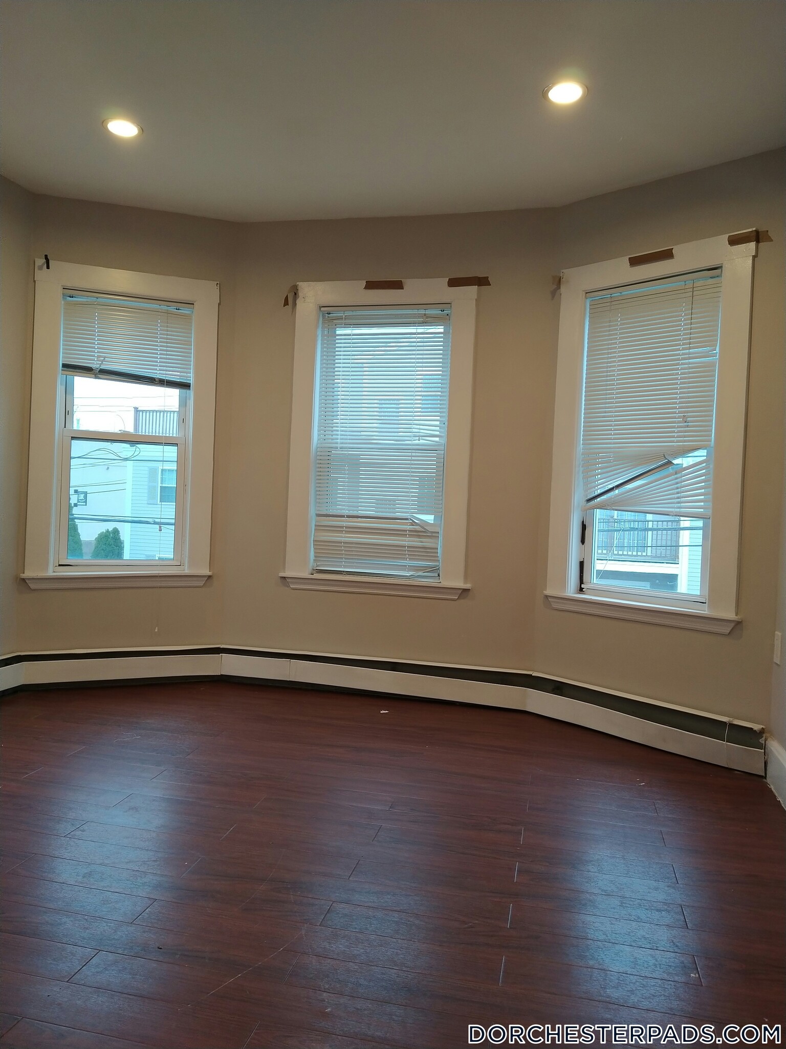 Building Photo - 44 Fenton St