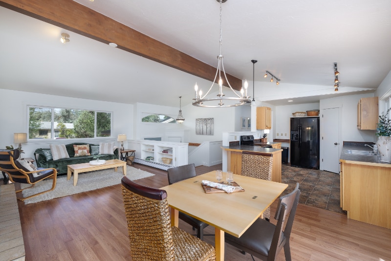 Building Photo - 1608 Alder Ct