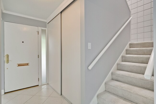 Building Photo - Welcome Home!!! Great Santa Clara Pomeroy ...