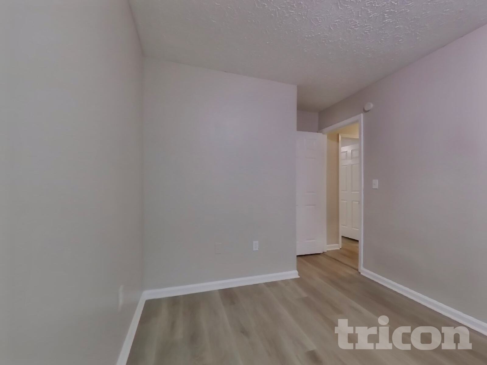 Building Photo - 2211 Ashton Dr