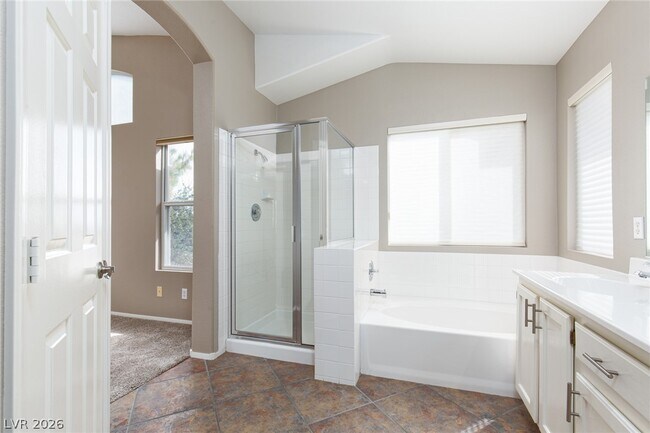 Building Photo - 256 Horizon Pointe Cir