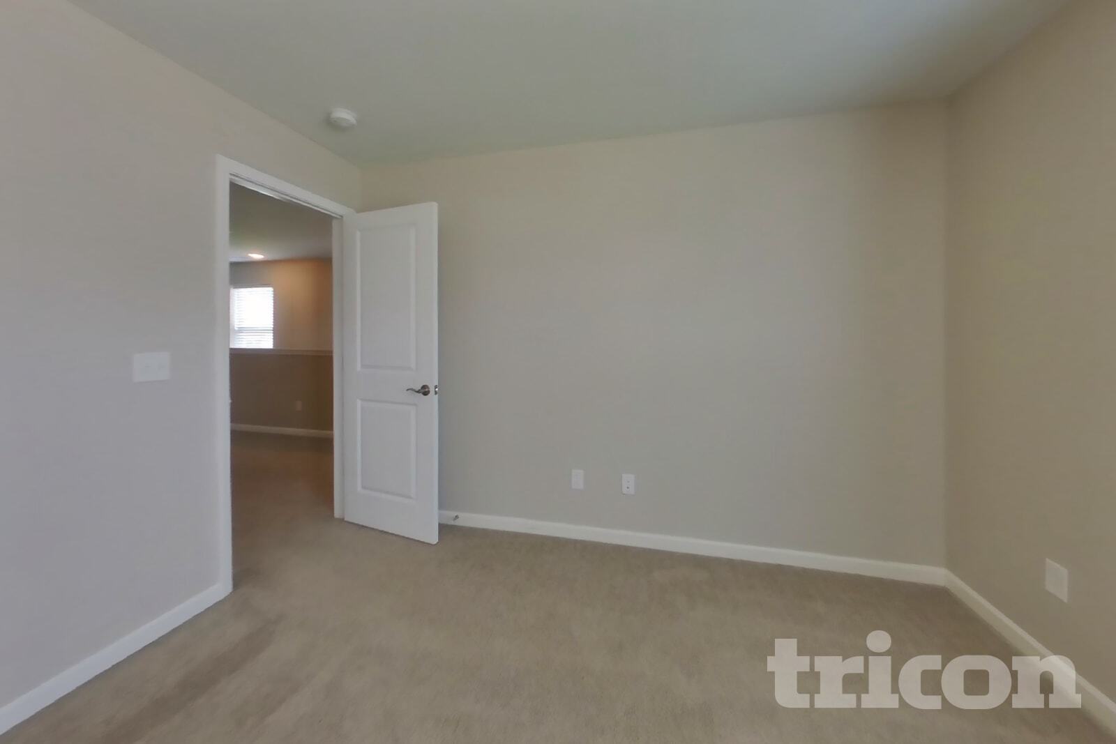 Building Photo - 1035 Lonergan Cir