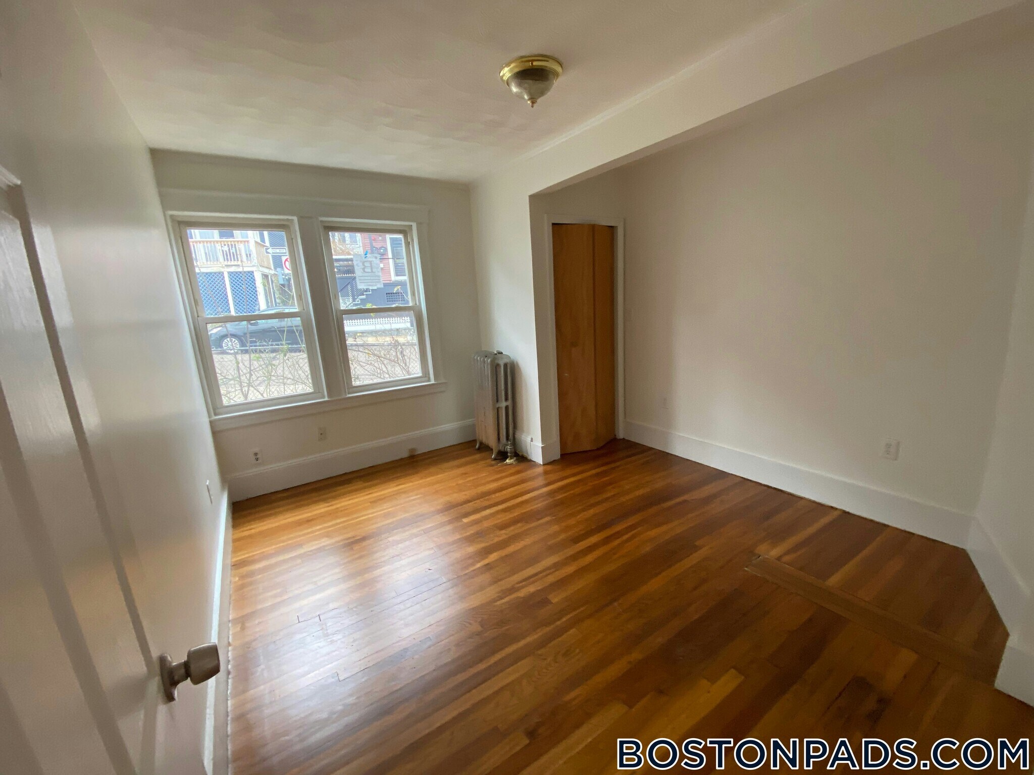 Building Photo - 183 Hillside St