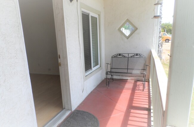 Building Photo - 115 Corte Maria Ave