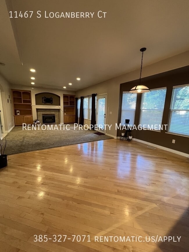 Building Photo - 11467 S Loganberry Ct
