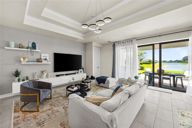 Building Photo - 4549 Pinehurst Trl W