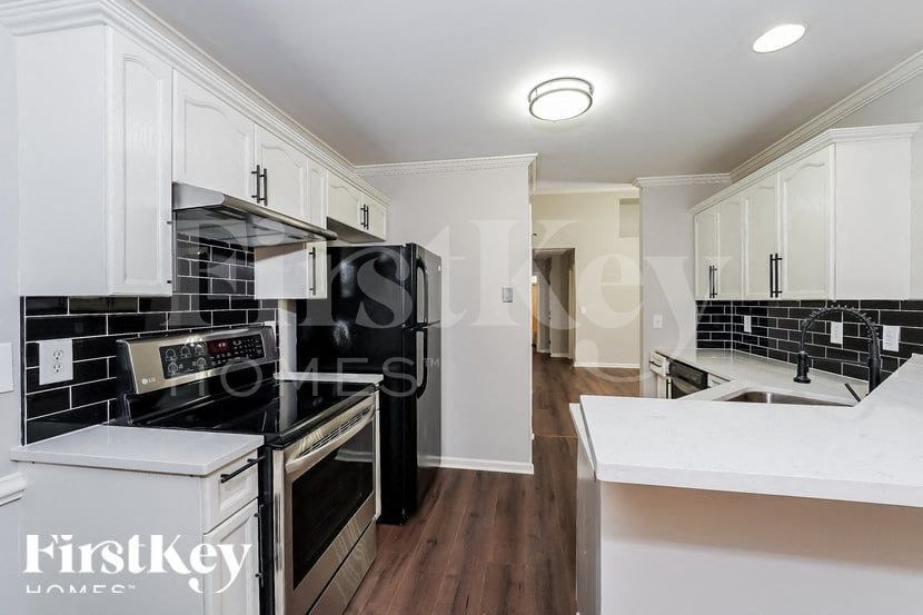 Building Photo - 609 Camden Cove Ln