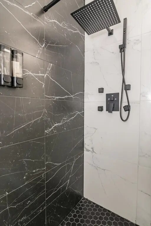 Building Photo - 140 Chestnut St