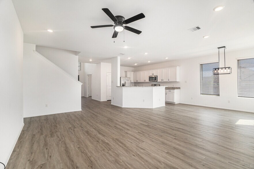 Building Photo - 19010 Sonora Chase Dr
