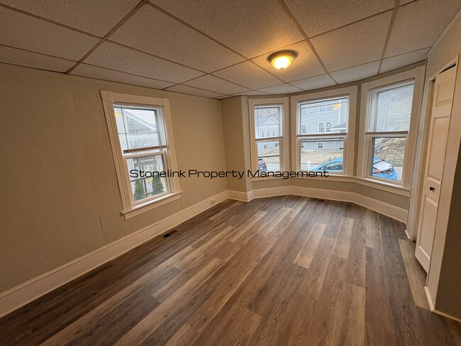 Building Photo - 113-115 Elm Street