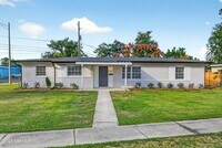 Building Photo - 5437 Attleboro St