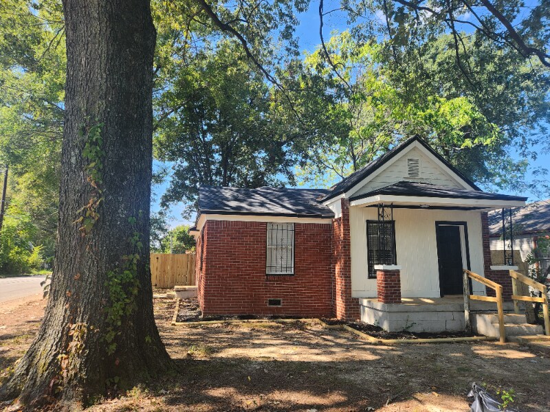 Building Photo - 791 Hanley St